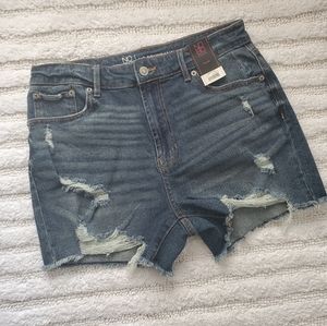 No boundaries denim shorts